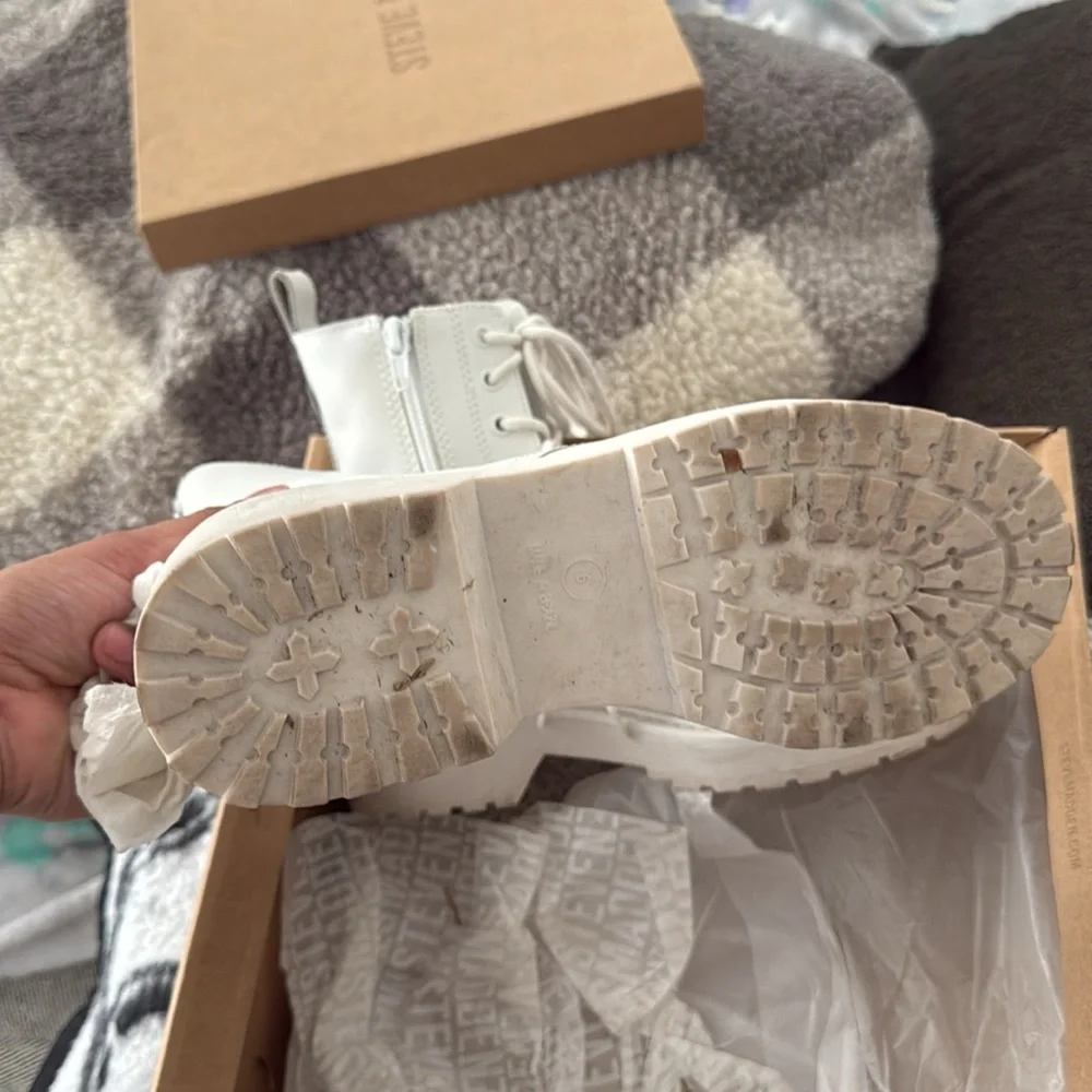 Steve Madden White Combat Boot - Picture 3 of 5